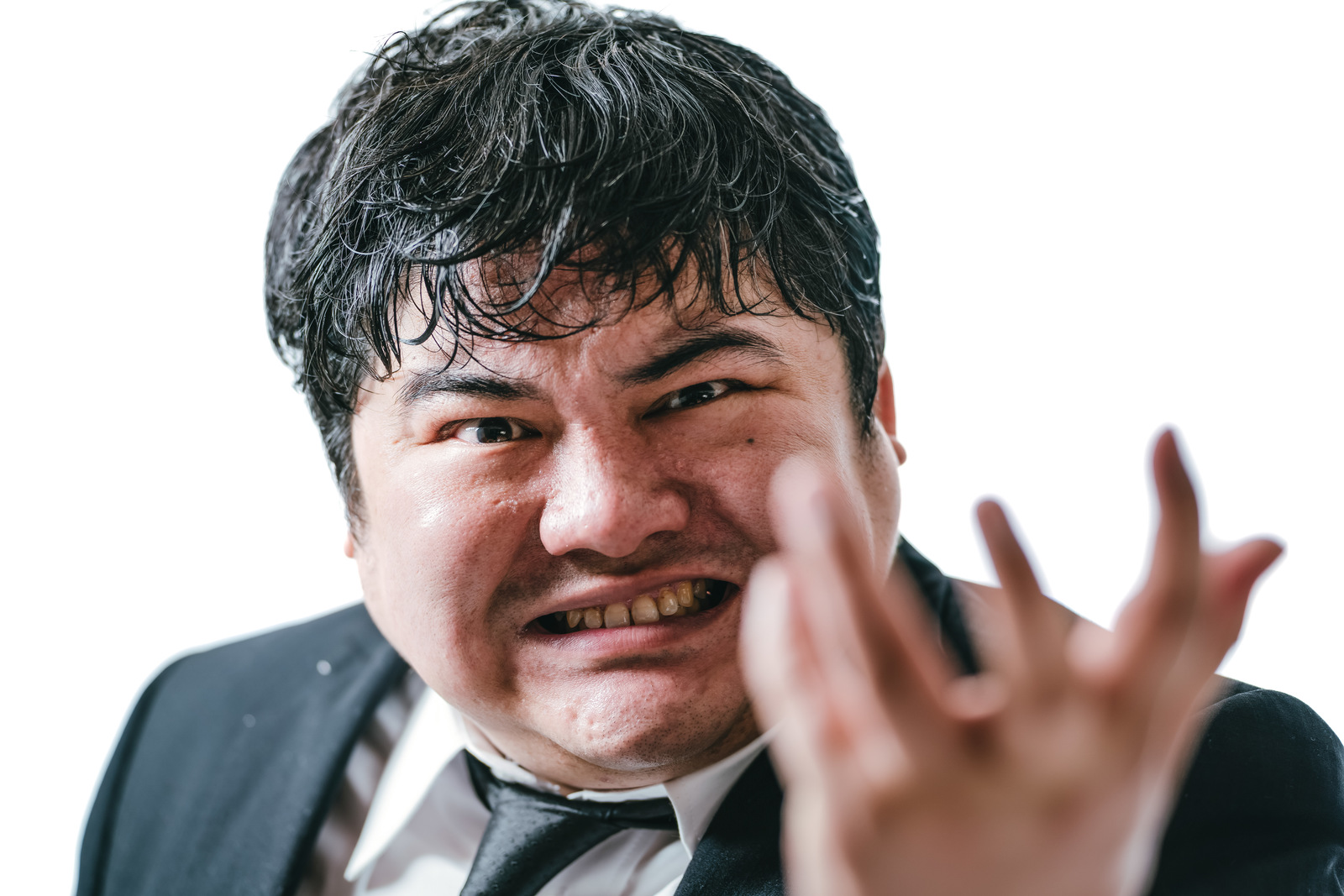 なんでやねん！